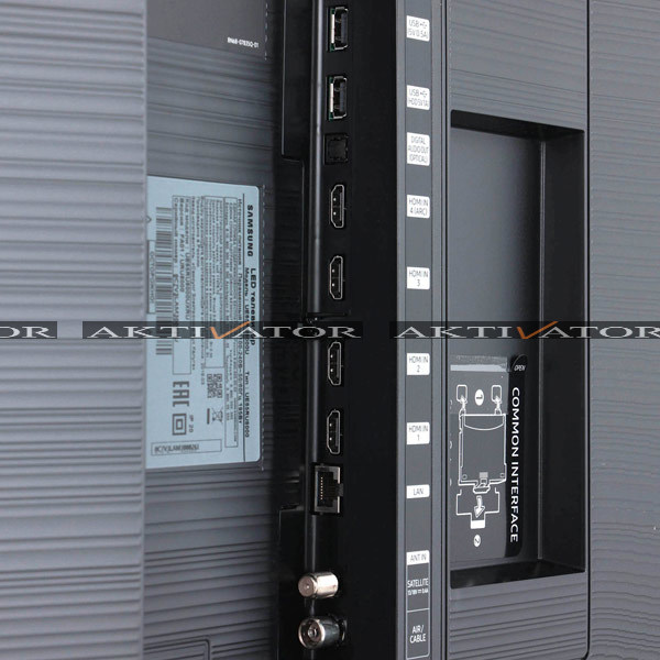 65" Телевизор SAMSUNG 65RU8000 (Silver)
